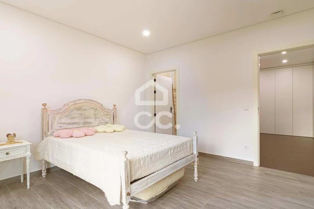 Moradia T3 para Venda em Basto Foto 28