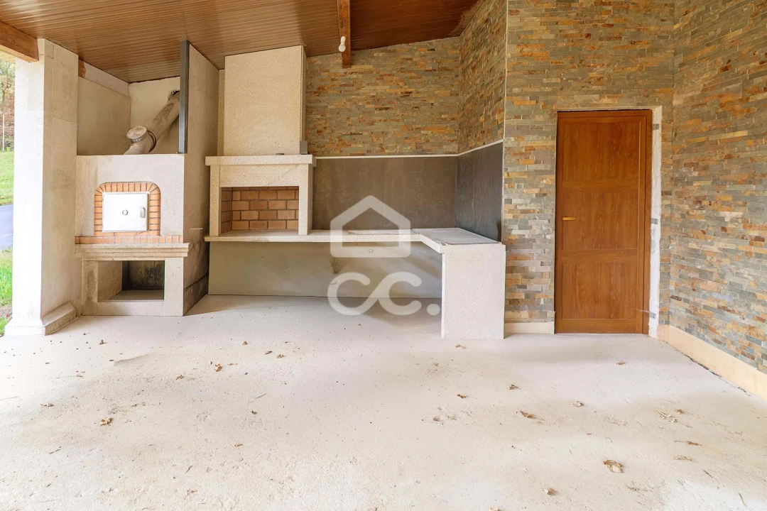 Moradia T3 para Venda em Basto Foto 4