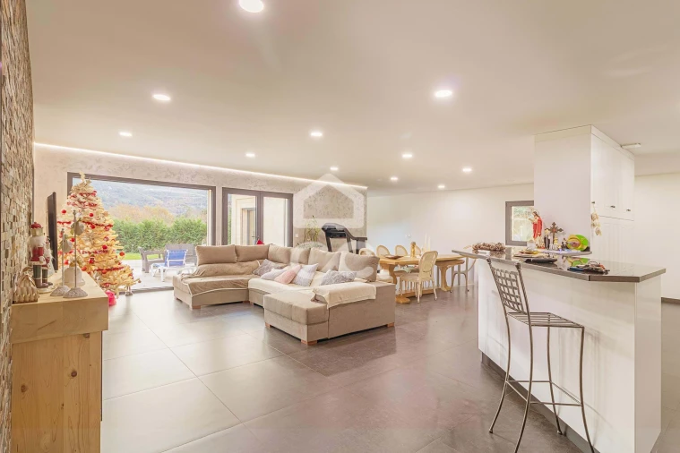 Moradia T3 para Venda em Basto Foto 13