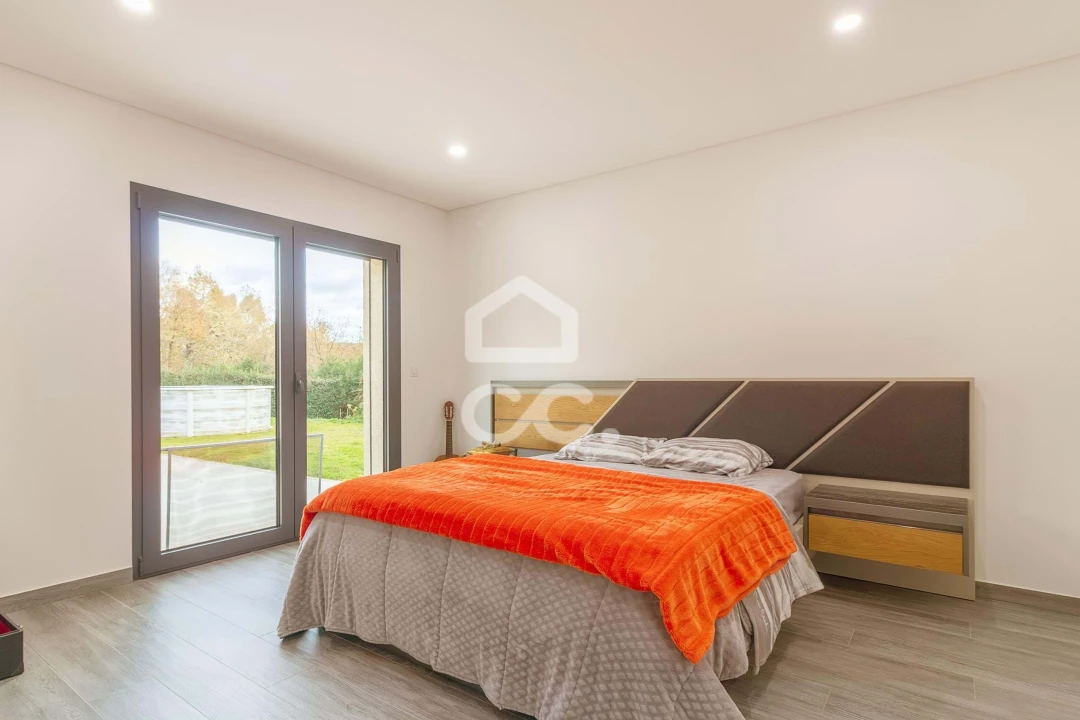 Moradia T3 para Venda em Basto Foto 20