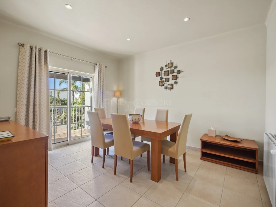 Moradia T4 para Venda em Lagoa e Carvoeiro Foto 5