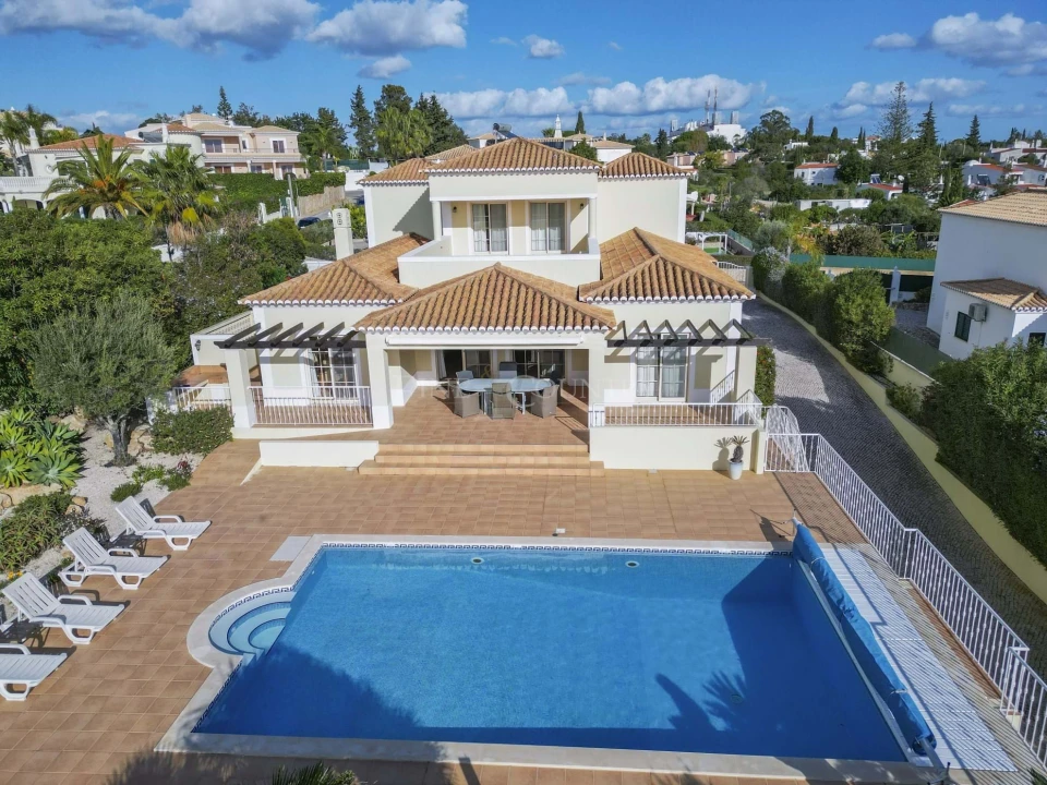 Moradia T4 para Venda em Lagoa e Carvoeiro Foto 25