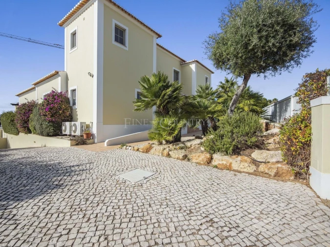 Moradia T4 para Venda em Lagoa e Carvoeiro Foto 30