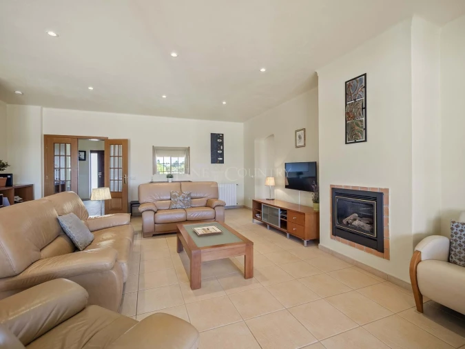 Moradia T4 para Venda em Lagoa e Carvoeiro Foto 4