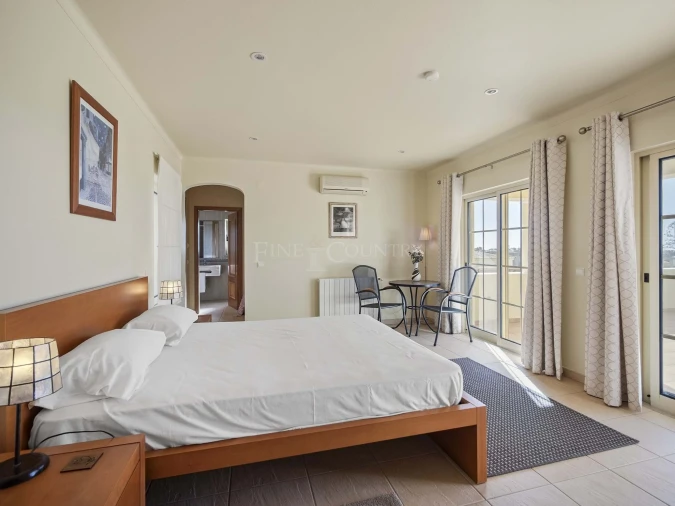 Moradia T4 para Venda em Lagoa e Carvoeiro Foto 16