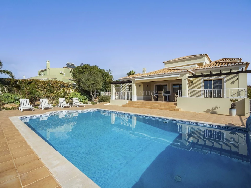 Moradia T4 para Venda em Lagoa e Carvoeiro Foto 24