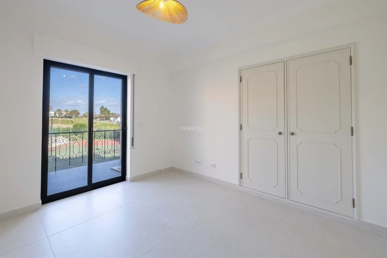 Apartamento T2 para Venda em Luz Foto 14