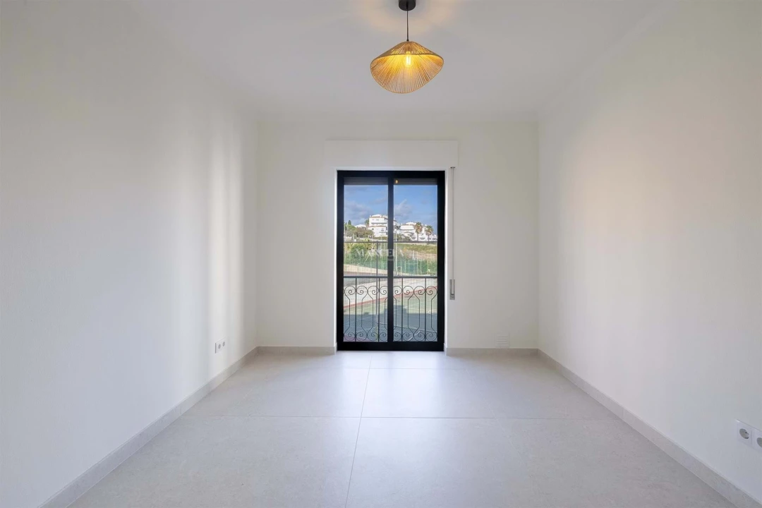 Apartamento T2 para Venda em Luz Foto 19