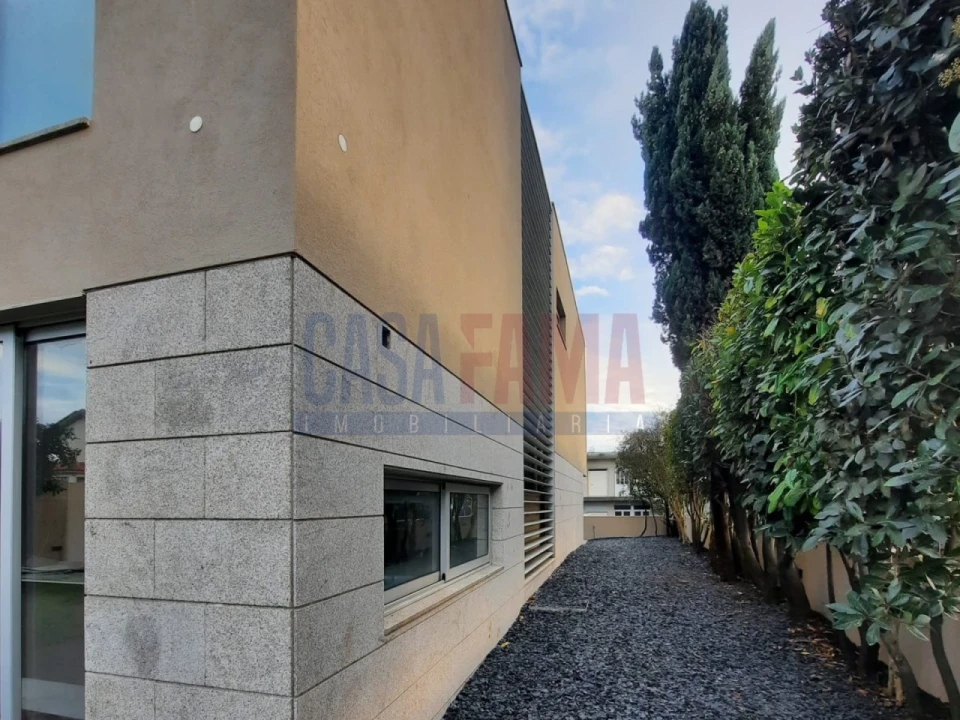 Moradia T3 para Venda em Bougado (São Martinho e Santiago) Foto 11