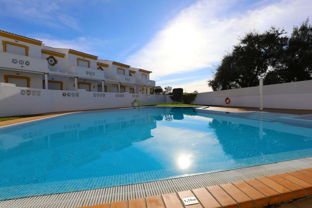 Moradia T3 para Venda em Albufeira e Olhos de Água Foto 29