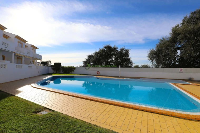 Moradia T3 para Venda em Albufeira e Olhos de Água Foto 35