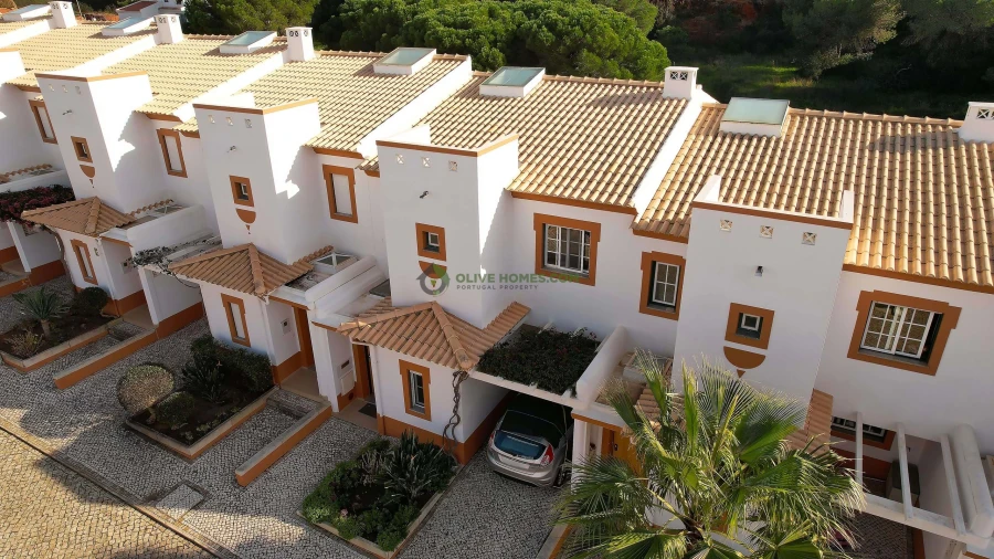 Moradia T3 para Venda em Albufeira e Olhos de Água Foto 34