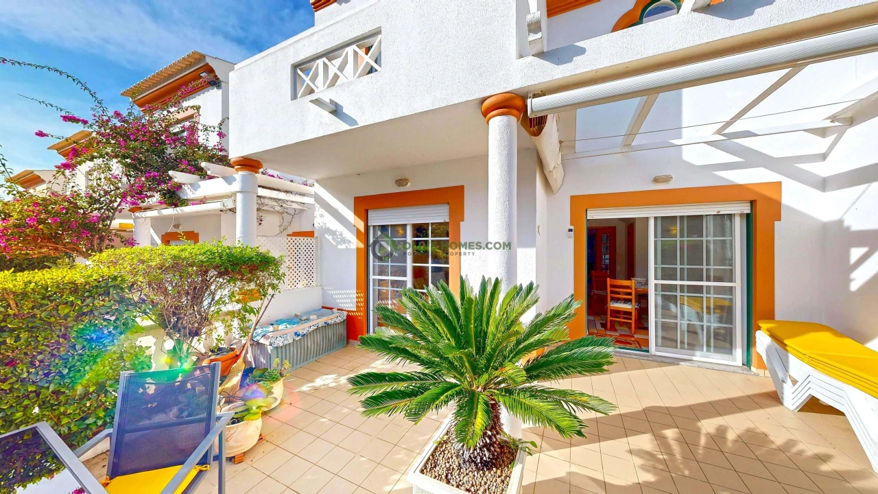 Moradia T3 para Venda em Albufeira e Olhos de Água Foto 13