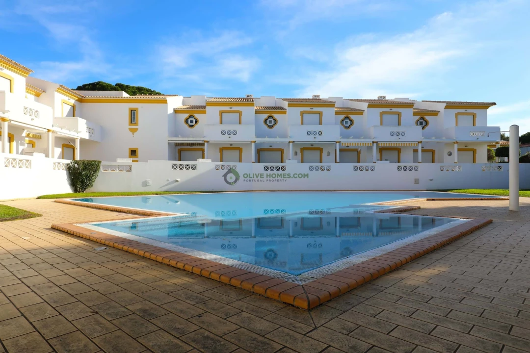Moradia T3 para Venda em Albufeira e Olhos de Água Foto 31