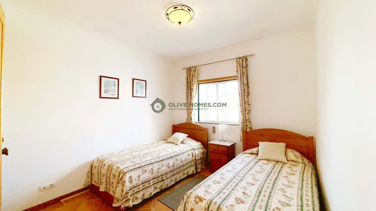 Moradia T3 para Venda em Albufeira e Olhos de Água Foto 39