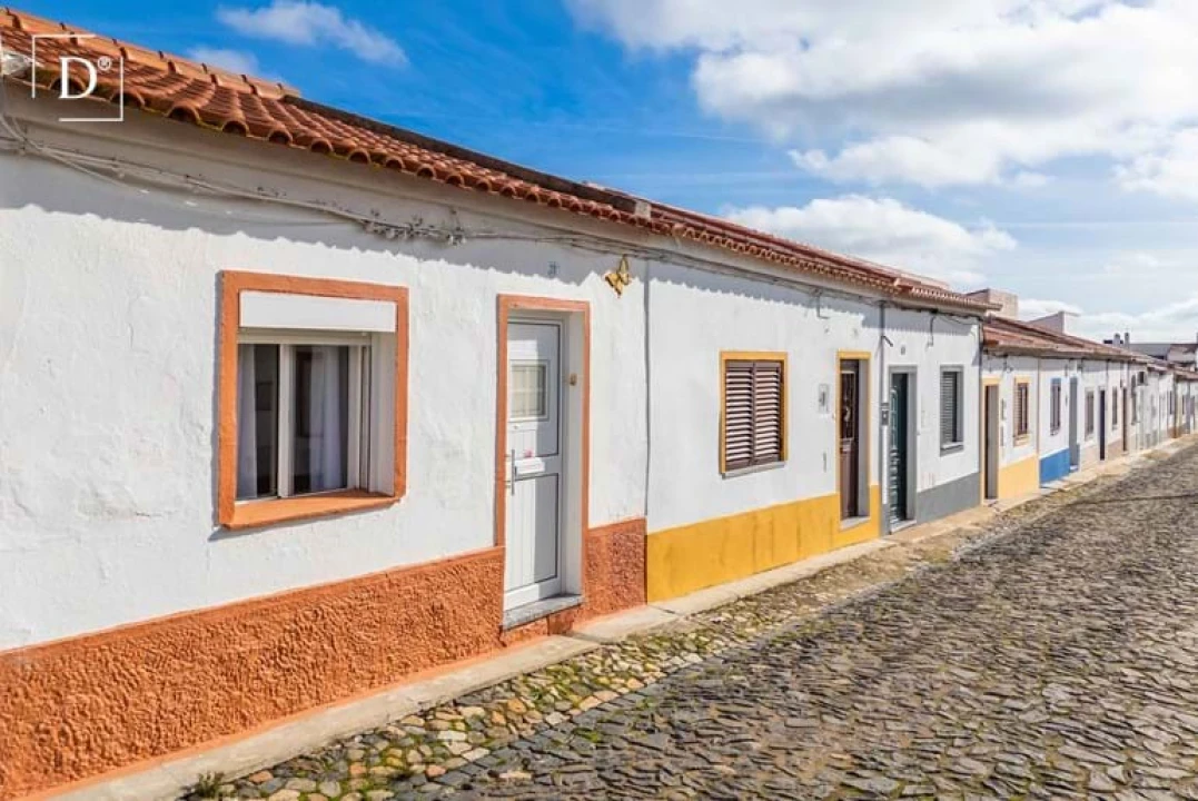 Moradia T3 para Venda em Beja (Salvador e Santa Maria da Feira) Foto 1