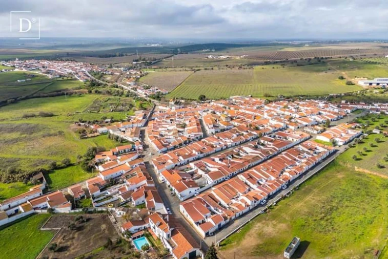 Moradia T3 para Venda em Beja (Salvador e Santa Maria da Feira) Foto 22