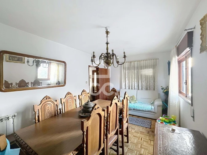 Moradia T3 para Venda em Santa Maria Maior Foto 8