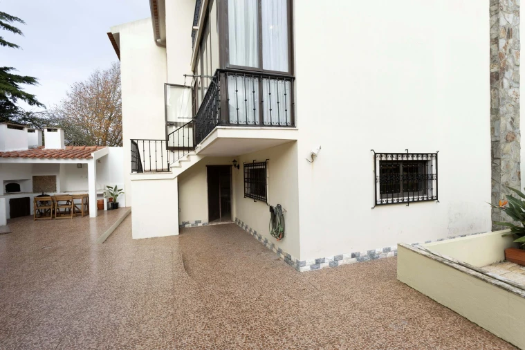 Moradia T4 para Venda em Algueirão-Mem Martins Foto 8