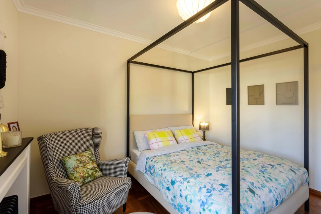 Moradia T4 para Venda em Algueirão-Mem Martins Foto 31