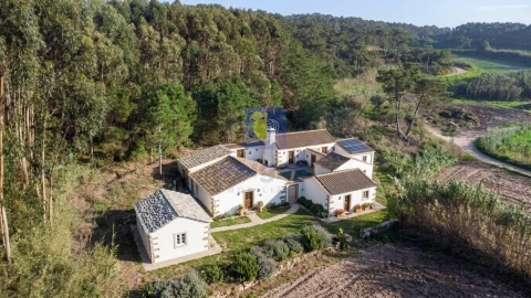 Moradia T1 para Venda em Amoreira