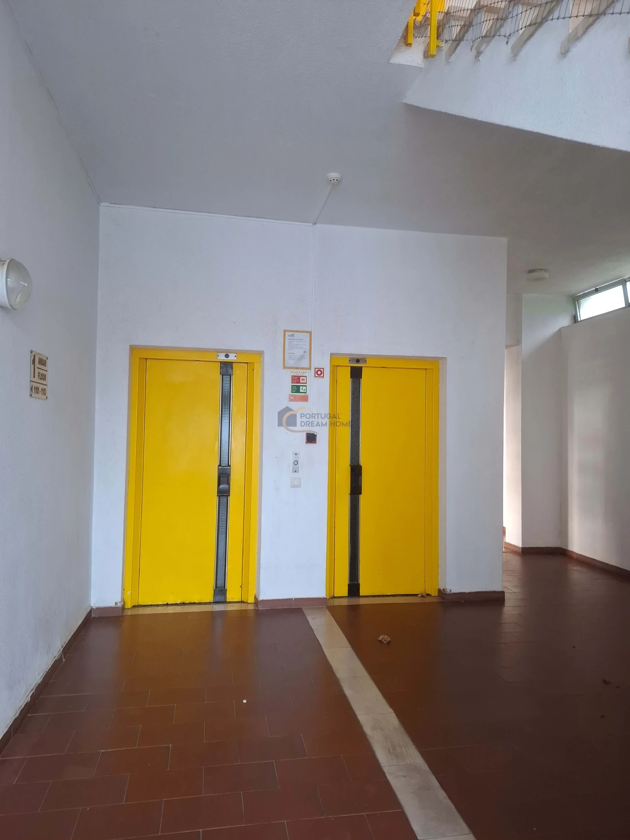 Apartamento T3 para Venda em Albufeira e Olhos de Água Foto 13