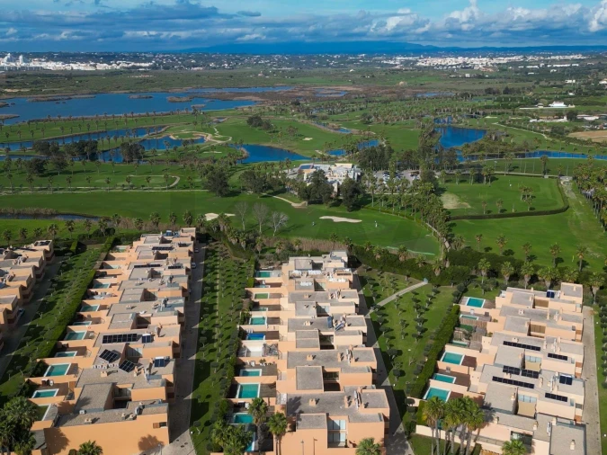 Moradia T4 para Venda em Guia Foto 43