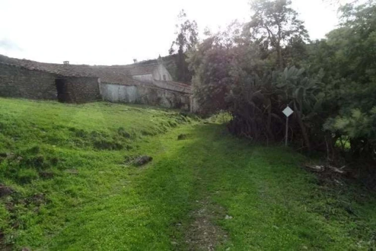 Terreno para Venda em Santana da Serra Foto 11