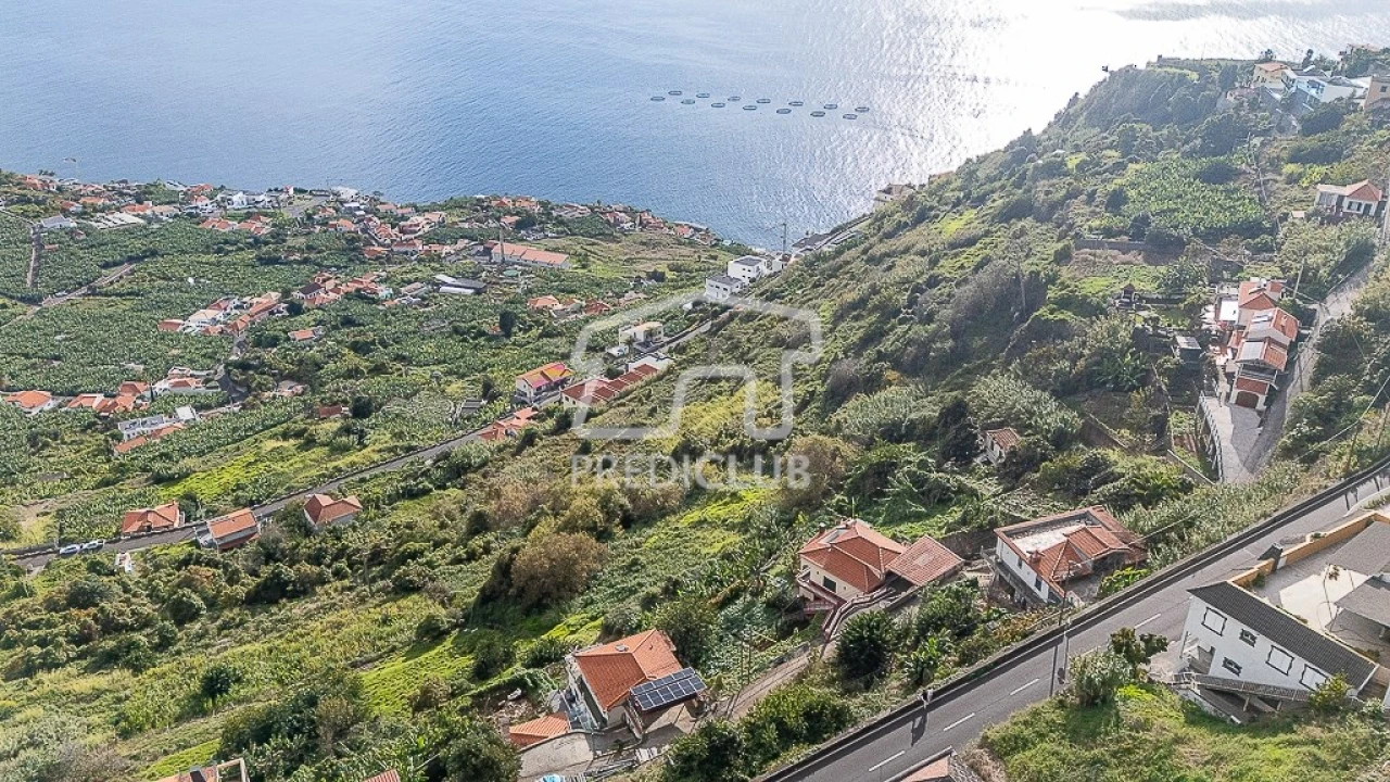 Terreno para Venda em Arco da Calheta Foto 3