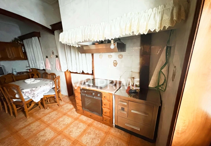 Moradia T5 para Venda em Mozelos Foto 31