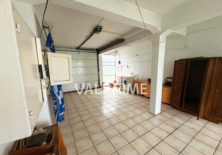 Moradia T5 para Venda em Mozelos Foto 37