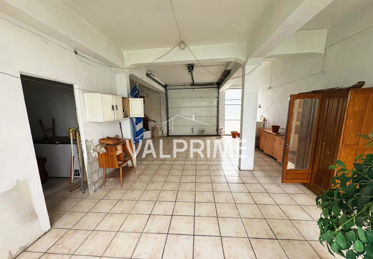 Moradia T5 para Venda em Mozelos Foto 35