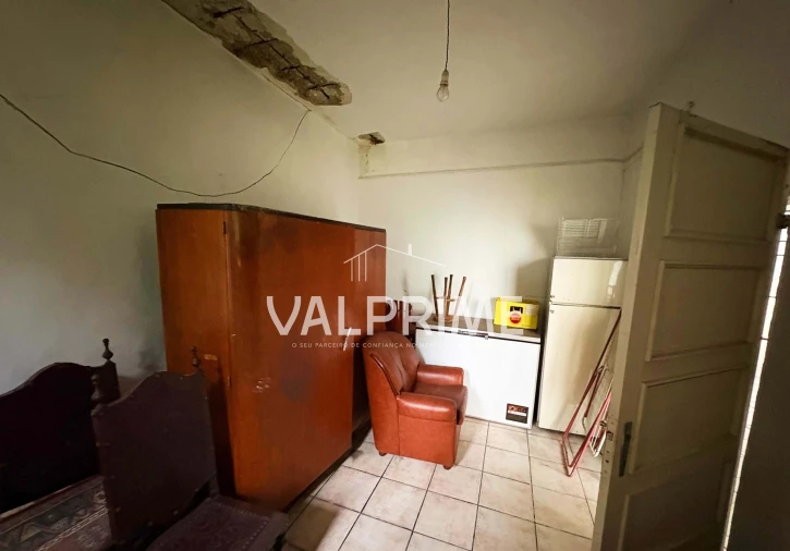 Moradia T5 para Venda em Mozelos Foto 36