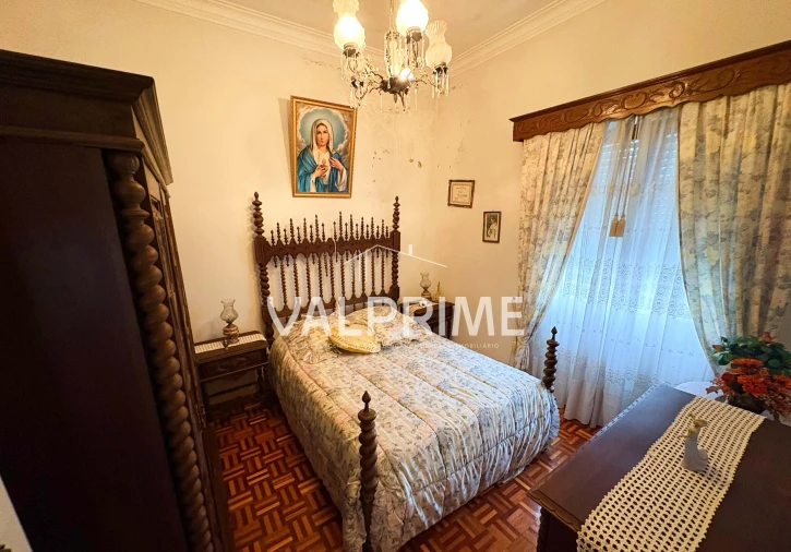 Moradia T5 para Venda em Mozelos Foto 14