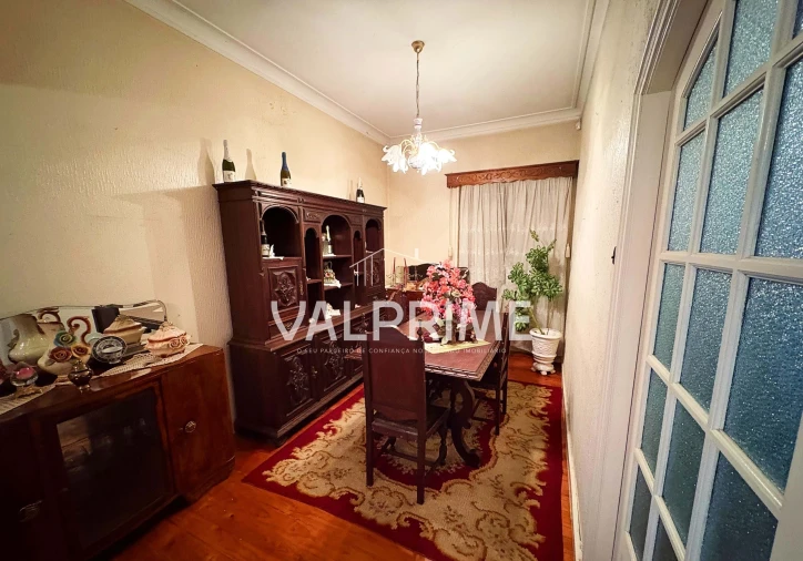 Moradia T5 para Venda em Mozelos Foto 21