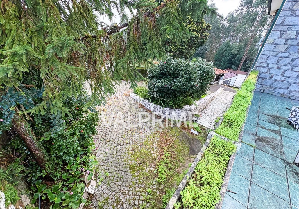 Moradia T5 para Venda em Mozelos Foto 42