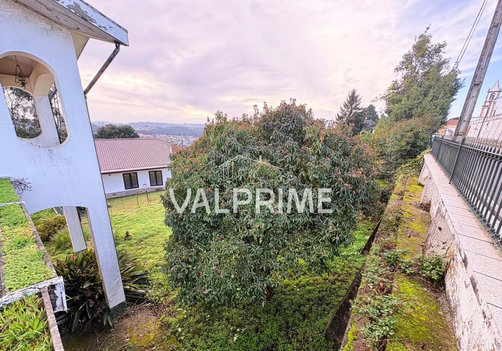 Moradia T5 para Venda em Mozelos Foto 46