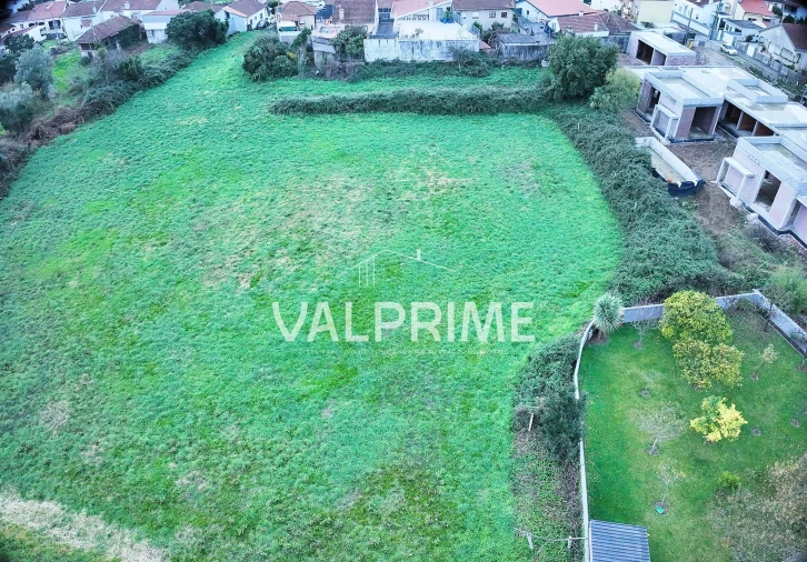 Terreno para Venda em Valongo Foto 2