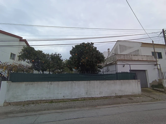 Terreno para Venda em Santo Antonio da Charneca