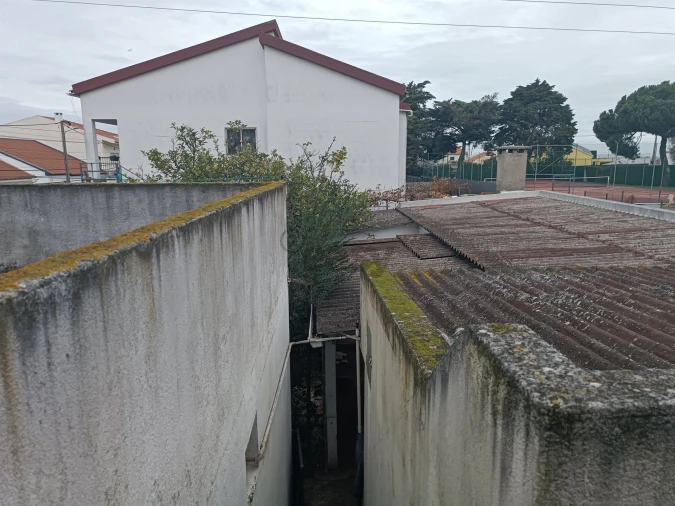 Terreno para Venda em Santo Antonio da Charneca Foto 18