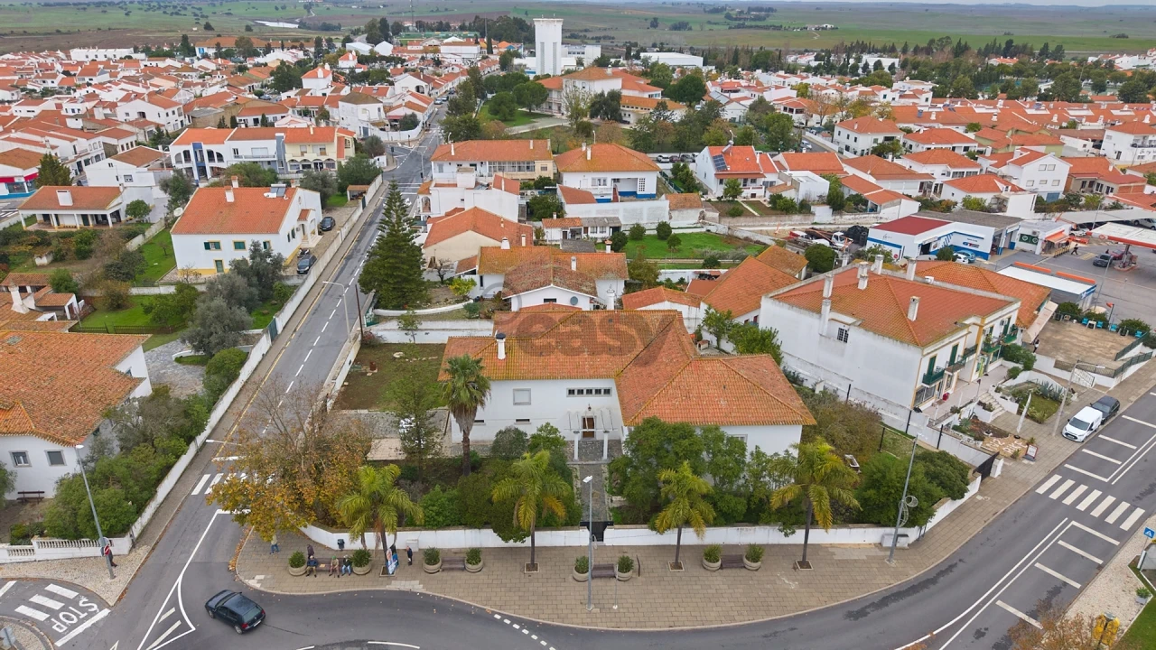 Moradia T9 para Venda em Castro Verde e Casével Foto 2