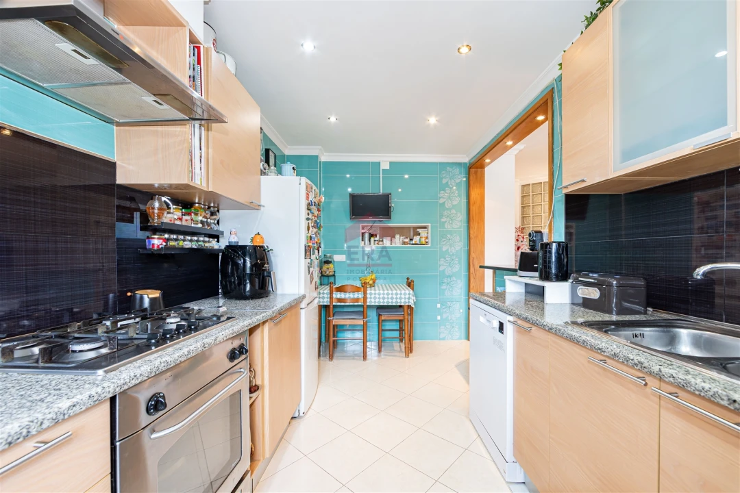 Apartamento T3 para Venda em São Brás de Alportel Foto 8