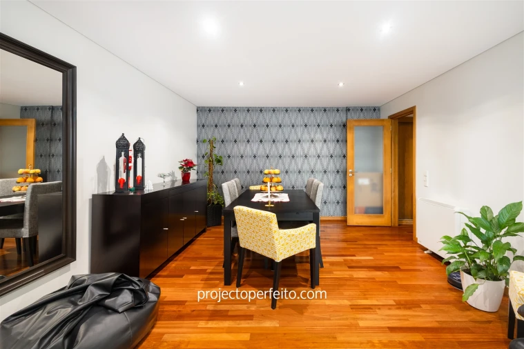 Apartamento T3 para Venda em Espinho Foto 3