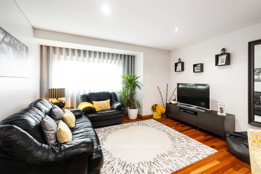 Apartamento T3 para Venda em Espinho Foto 4