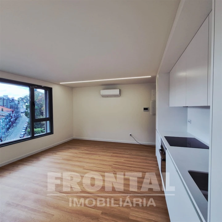 Apartamento T3 para Venda em Paranhos Foto 5
