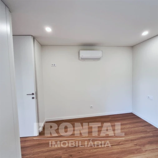Apartamento T3 para Venda em Paranhos Foto 24