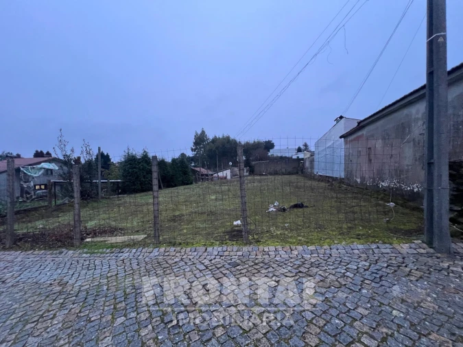 Terreno para Venda em Pedroso e Seixezelo