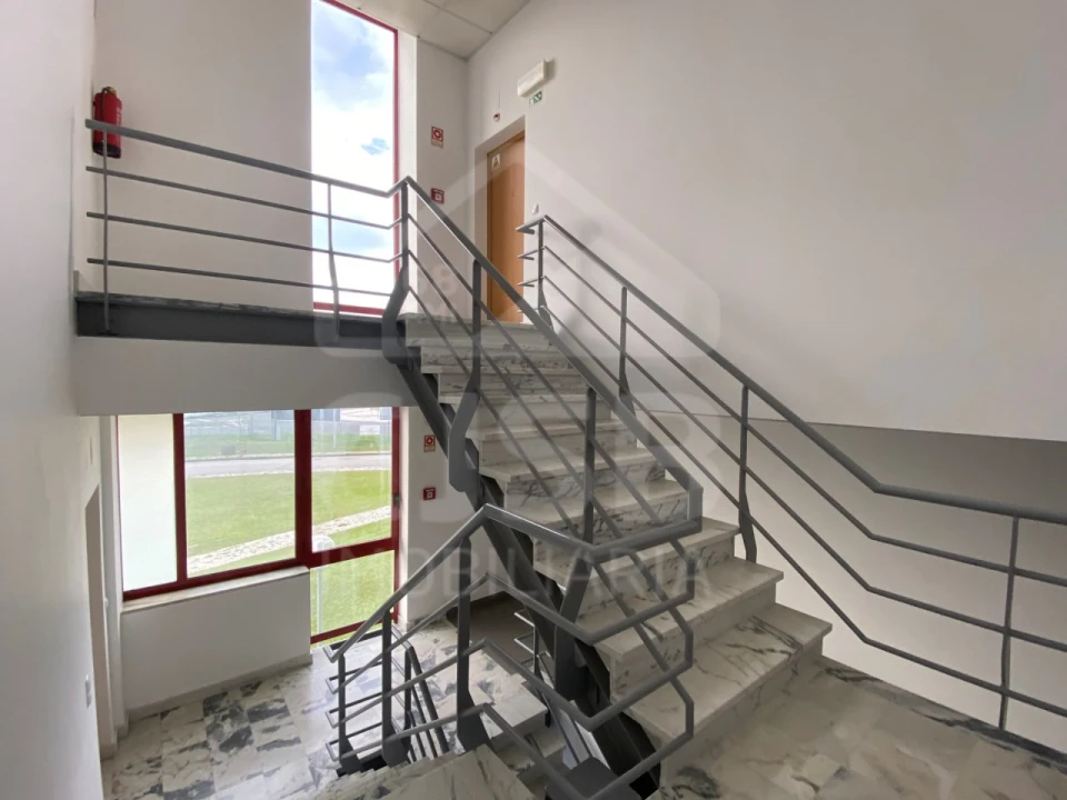 Escritório para Arrendamento em Samora Correia Foto 14