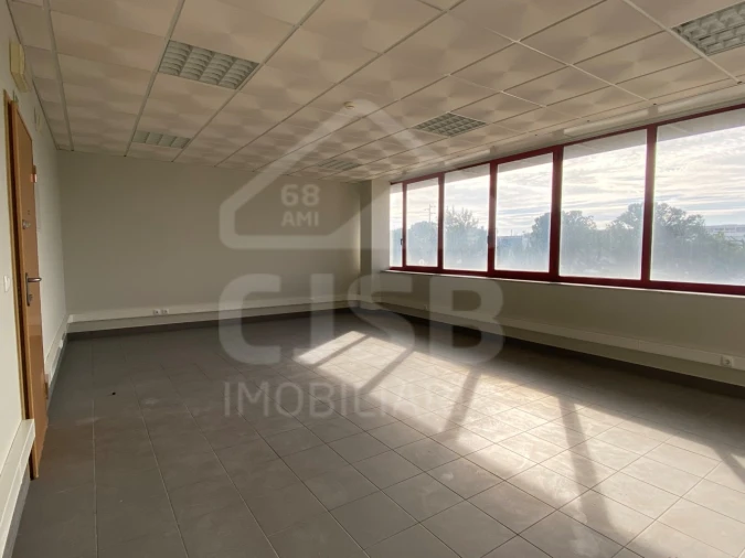 Escritório para Arrendamento em Samora Correia Foto 3