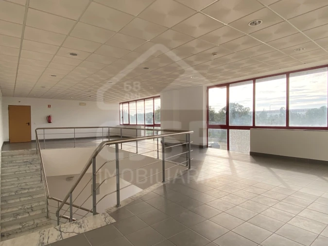 Escritório para Arrendamento em Samora Correia Foto 7